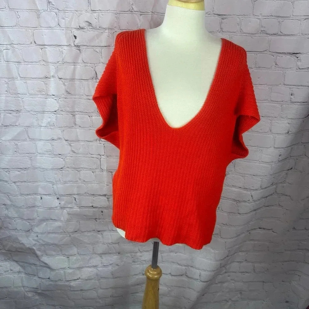 women's Cabi oversized v-neck short sleeve sweater size XS